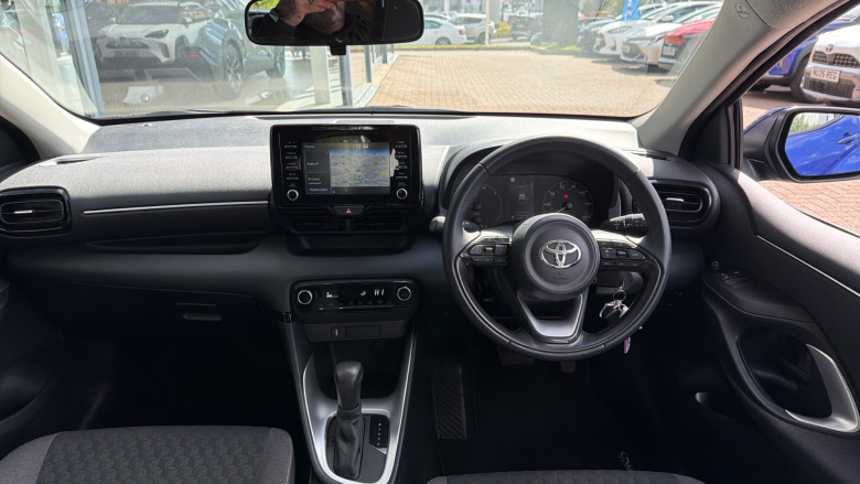 Toyota Yaris 1.5 Hybrid Icon 5dr CVT Hybrid Hatchback